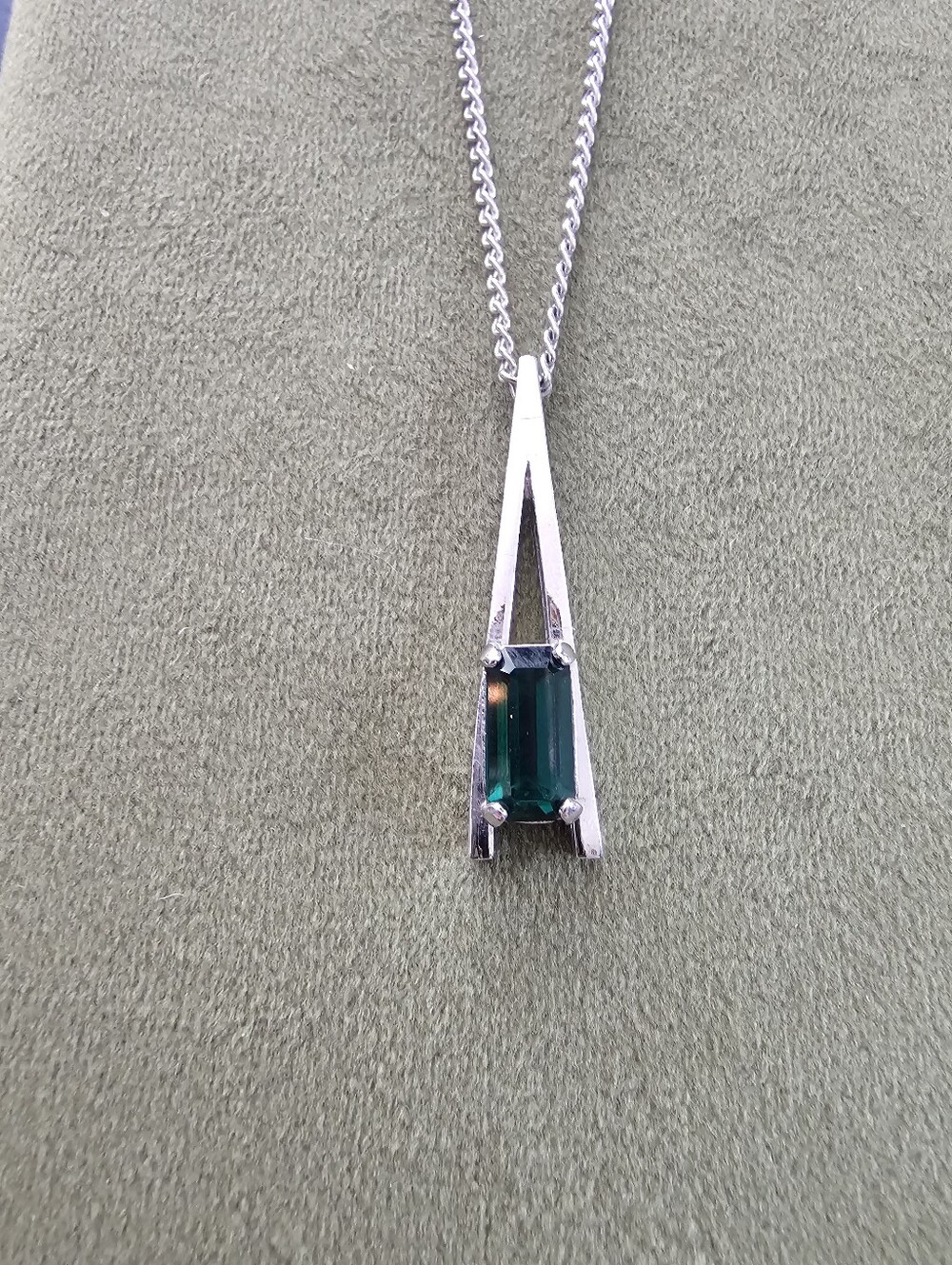 Vintage Avon Necklace